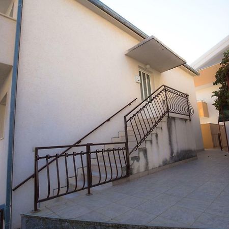 Dagulo Apartment Primosten Bagian luar foto